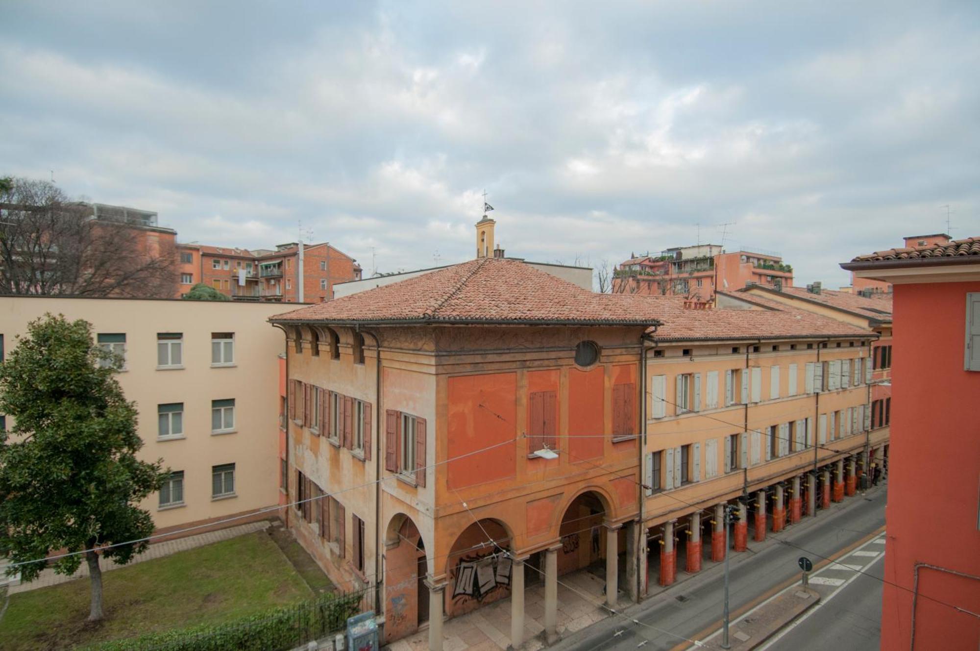 Blanco Apartment - Ambrogiohost Bologna Eksteriør billede